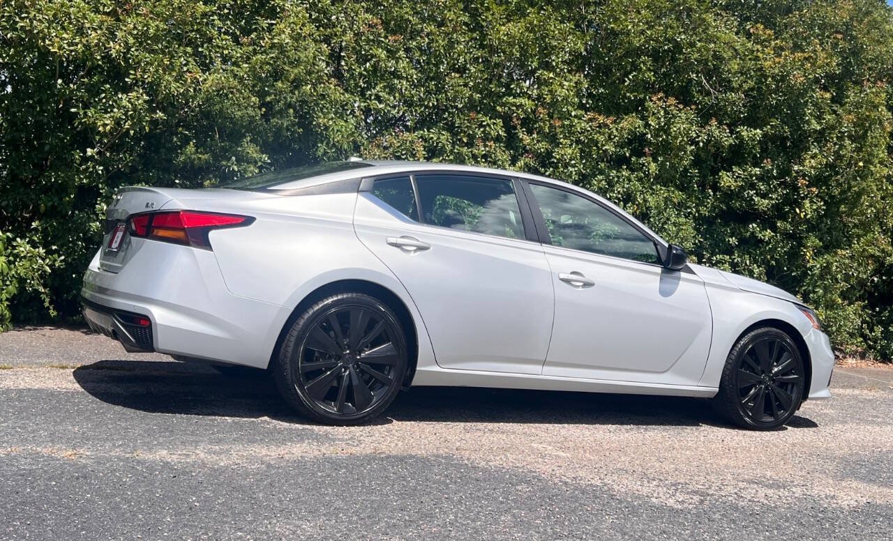 Used 2021 Nissan Altima 2.5 SR FWD image 8