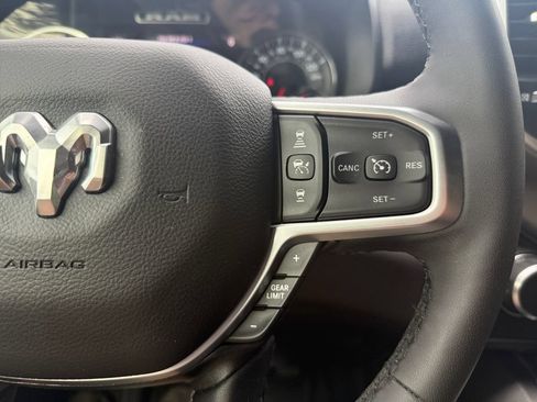Used 2025 RAM 1500 Big Horn AWD/4WD image 23