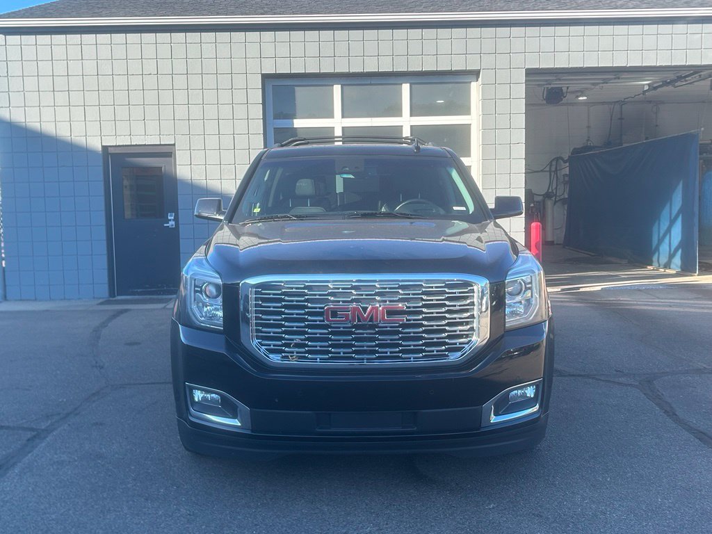 Used 2018 GMC Yukon XL Denali w/ Open Road Package AWD/4WD image 1