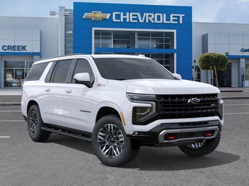 New 2026 Chevrolet Suburban Z71 w/ Comfort Package AWD/4WD image 2