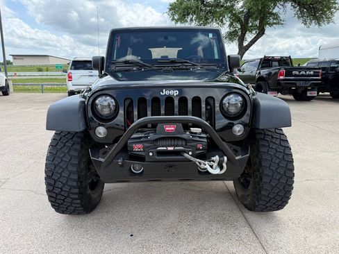 Used 2017 Jeep Wrangler Unlimited Sport w/ Connectivity Group image 2