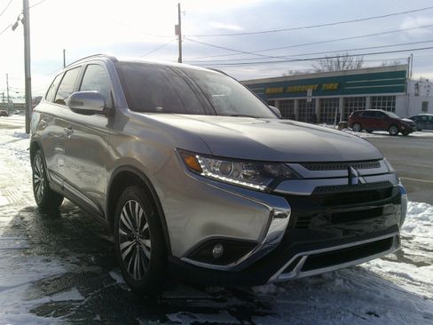 Used 2020 Mitsubishi Outlander SEL image 7