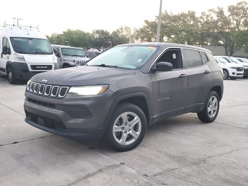 Certified 2024 Jeep Compass Sport image 1