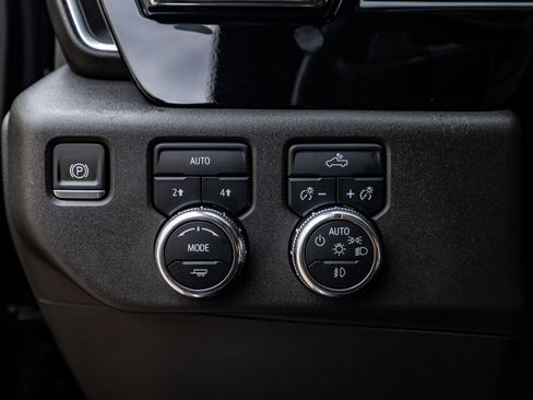 Used 2024 GMC Sierra 1500 Elevation AWD/4WD image 22