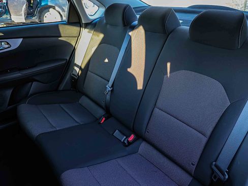 Certified 2023 Kia Forte LXS w/ LXS Technology Package image 21