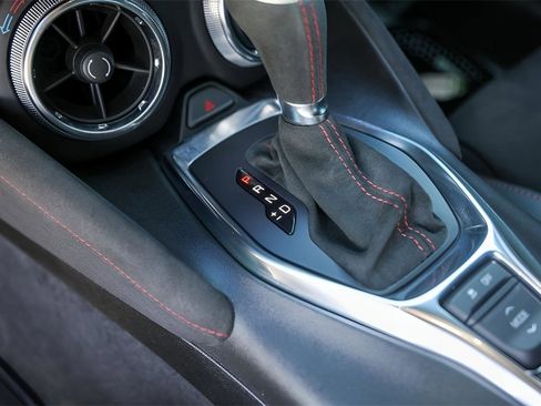 Used 2021 Chevrolet Camaro ZL1 image 18