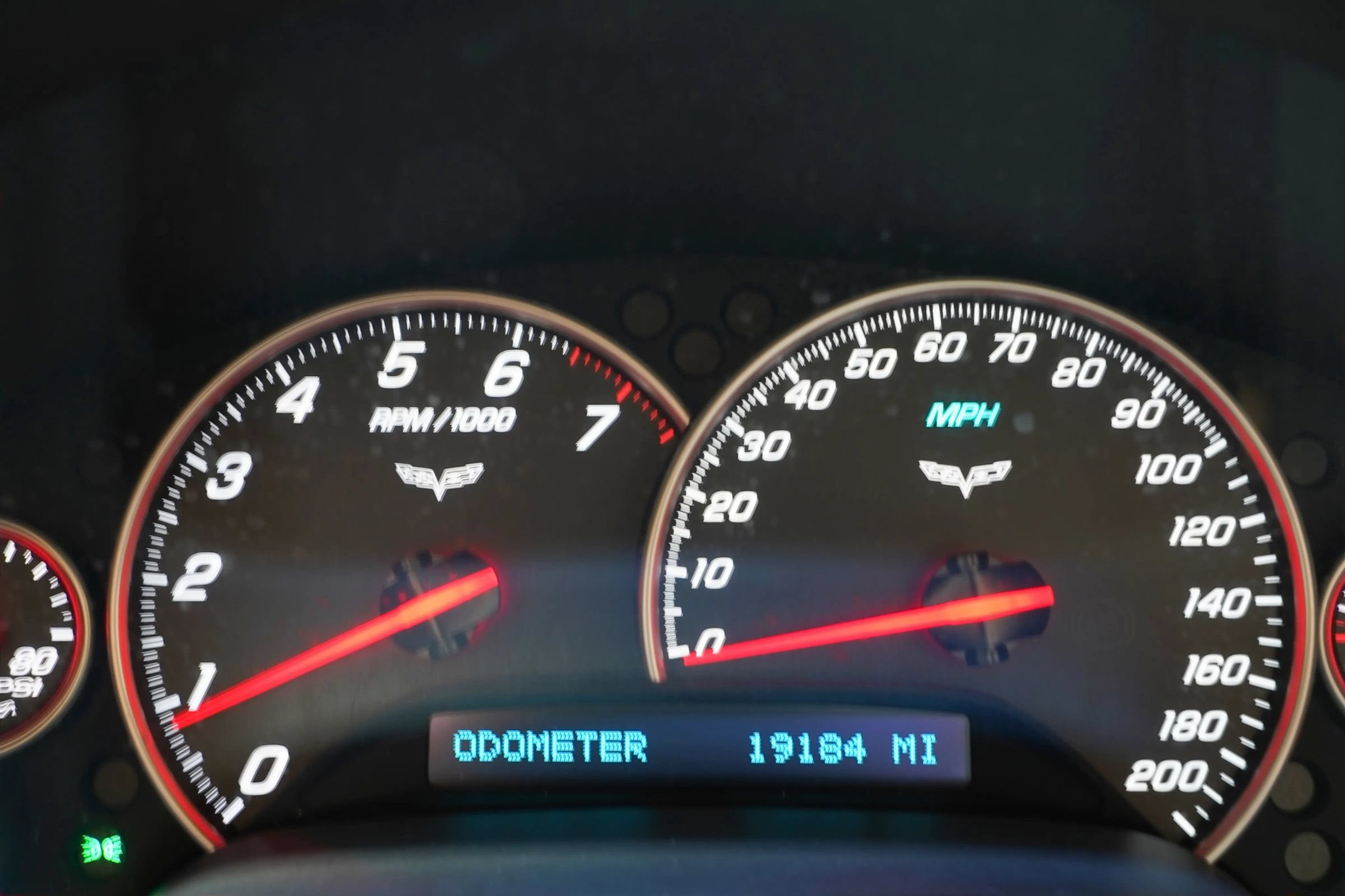 Used 2006 Chevrolet Corvette Coupe w/ Preferred Equipment Group RWD image 54