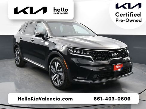 Certified 2023 Kia Sorento EX image 1