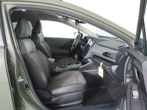 Certified 2025 Subaru Crosstrek 2.5i Limited w/ Crosstrek Mirror Package image 38