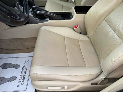 Used 2011 Acura TSX Sedan FWD image 10