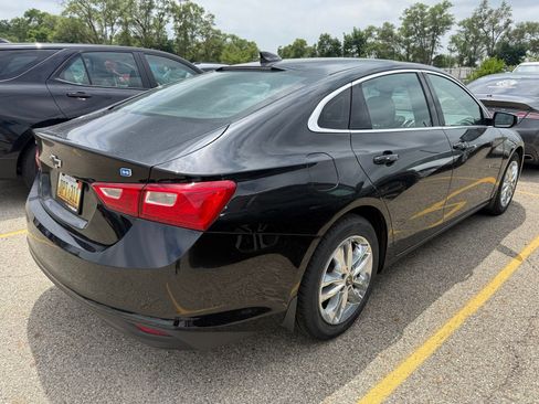 Used 2016 Chevrolet Malibu Hybrid w/ Driver Confidence Package FWD image 2