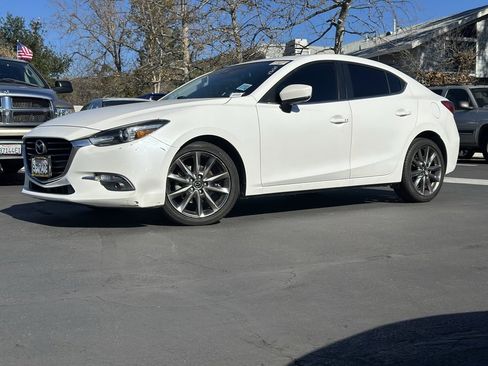 Used 2018 MAZDA MAZDA3 Grand Touring image 1