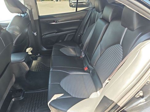 Used 2022 Toyota Camry SE w/ Convenience Package FWD image 24