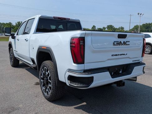New 2026 GMC Sierra 2500 Denali Ultimate w/ LPO, Black Badging Package AWD/4WD image 7