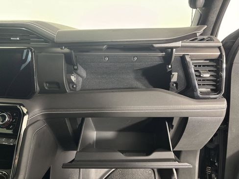 Used 2022 GMC Sierra 1500 AT4X image 26