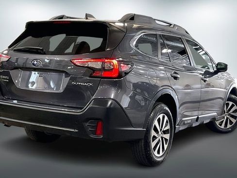 Used 2022 Subaru Outback Premium image 13