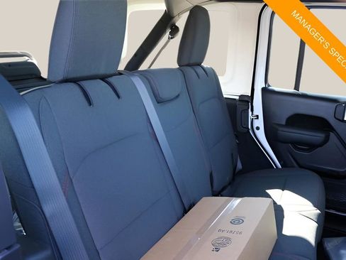 New 2026 Jeep Wrangler Unlimited Rubicon AWD/4WD image 16