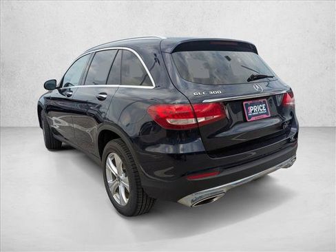 Used 2018 Mercedes-Benz GLC 300 4MATIC image 6