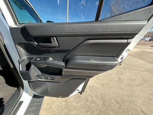 Used 2025 Toyota 4Runner SR5 image 26