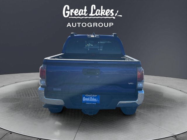 Used 2023 Toyota Tacoma TRD Off-Road AWD/4WD image 4