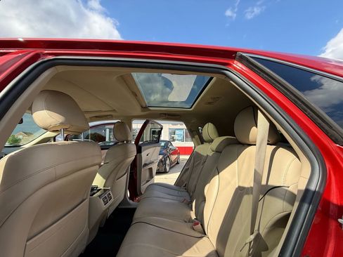 Used 2011 Toyota Venza AWD image 13