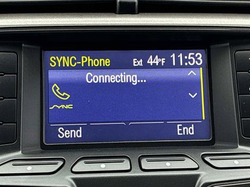 Used 2013 Ford Edge SE image 28