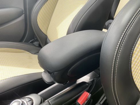 Used 2023 MINI Cooper S w/ MINI Resolute Edition image 33