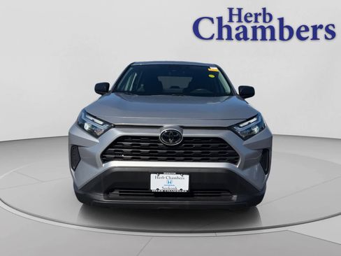 Used 2024 Toyota RAV4 LE AWD/4WD image 2