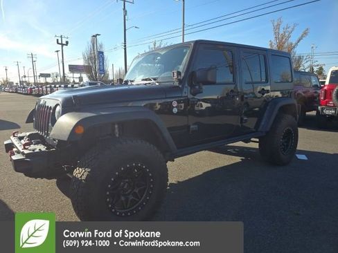 Used 2016 Jeep Wrangler Unlimited Rubicon image 14