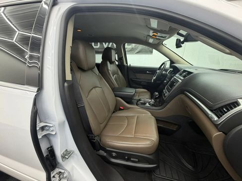 Used 2017 GMC Acadia Limited SLT FWD image 5