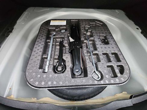 Used 2023 Toyota Corolla LE image 24