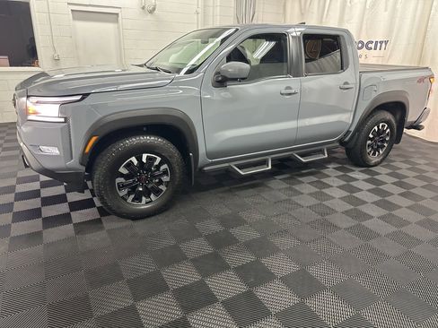 Used 2024 Nissan Frontier PRO-4X w/ Pro Convenience Package image 5