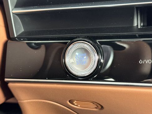 New 2026 Genesis GV70 2.5T Advanced image 24