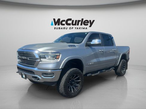 Used 2019 RAM 1500 Laramie w/ Off Road Group AWD/4WD image 2