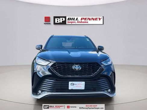 Used 2024 Toyota Highlander XSE image 8