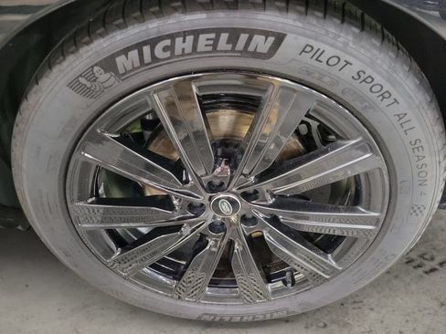 Used 2023 Land Rover Range Rover SE AWD/4WD image 10