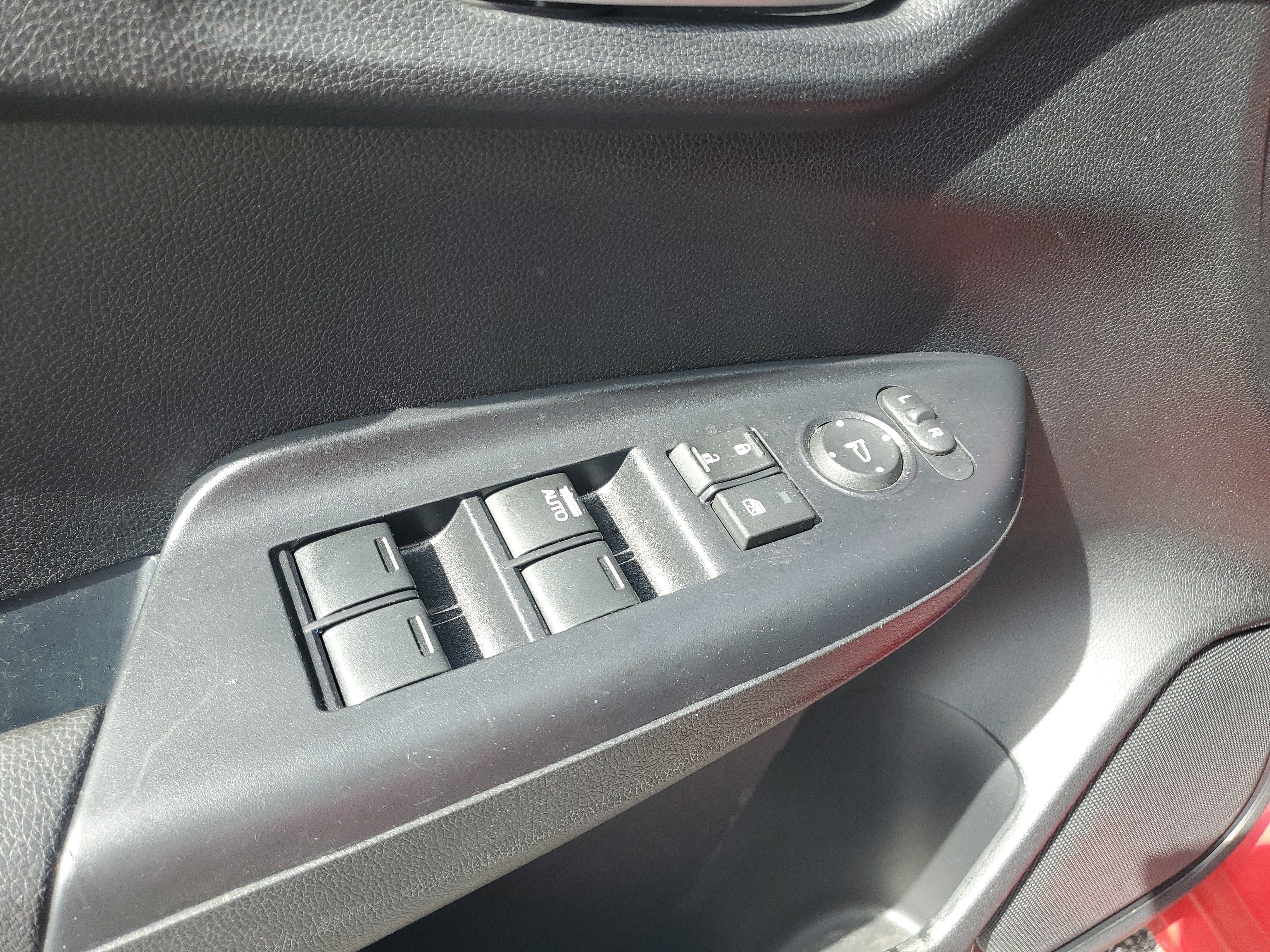 Used 2019 Honda Fit LX image 23