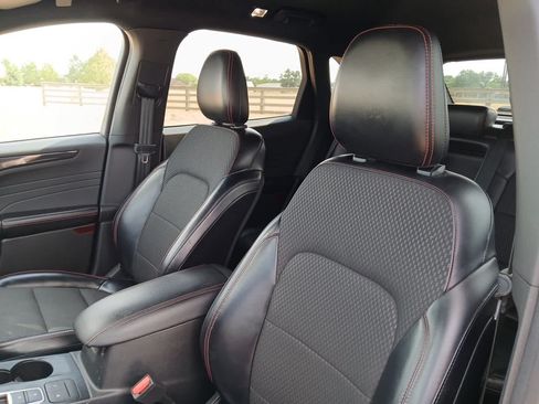 Used 2023 Ford Escape ST-Line AWD/4WD image 15