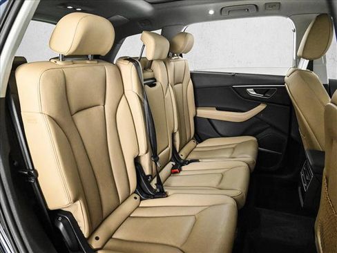 Certified 2025 Audi Q7 2.0T Premium Plus w/ Premium Plus Package AWD/4WD image 21
