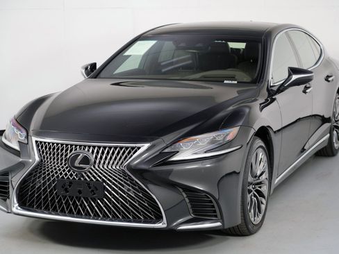 Used 2018 Lexus LS 500 AWD w/ Luxury Package image 55