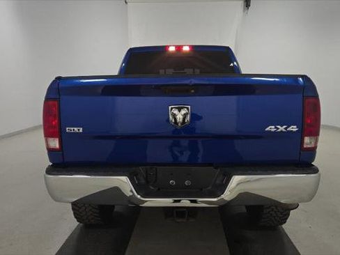 Used 2018 RAM 2500 SLT image 7
