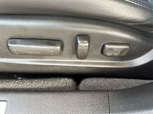 Used 2020 Acura TLX image 13