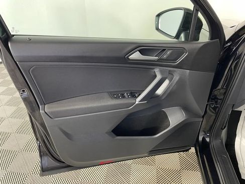 Used 2018 Volkswagen Tiguan S AWD/4WD image 21