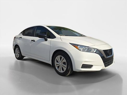 Used 2021 Nissan Versa S image 7