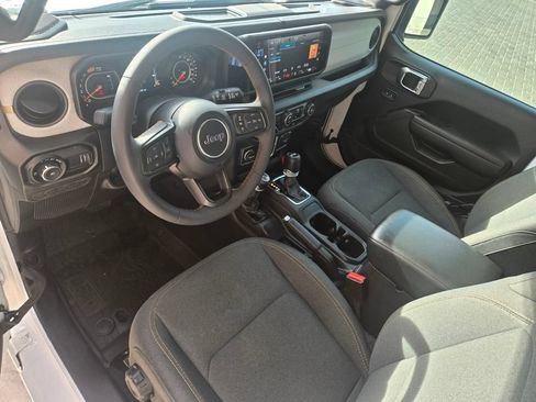 Used 2024 Jeep Wrangler Unlimited Sport AWD/4WD image 14