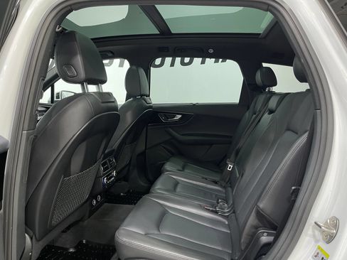 Used 2019 Audi Q7 3.0T Prestige w/ Prestige Package AWD/4WD image 30