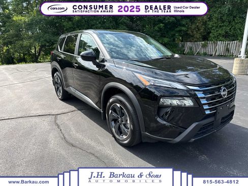 Used 2026 Nissan Rogue SV w/ Cold Weather Package AWD/4WD image 1
