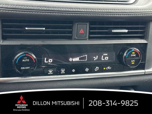Used 2025 Nissan Rogue SV AWD/4WD image 23