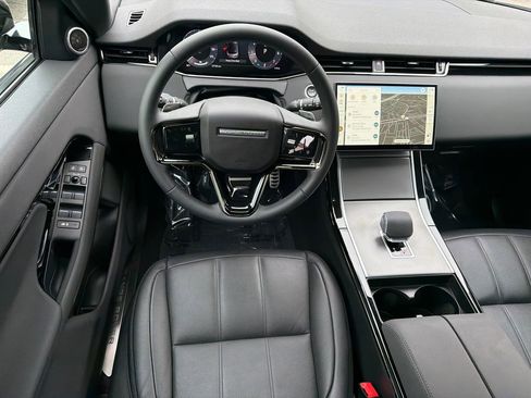 Used 2024 Land Rover Range Rover Evoque Dynamic SE image 23