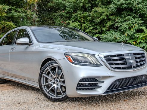 Used 2019 Mercedes-Benz S 560 Sedan w/ AMG Line Exterior image 7